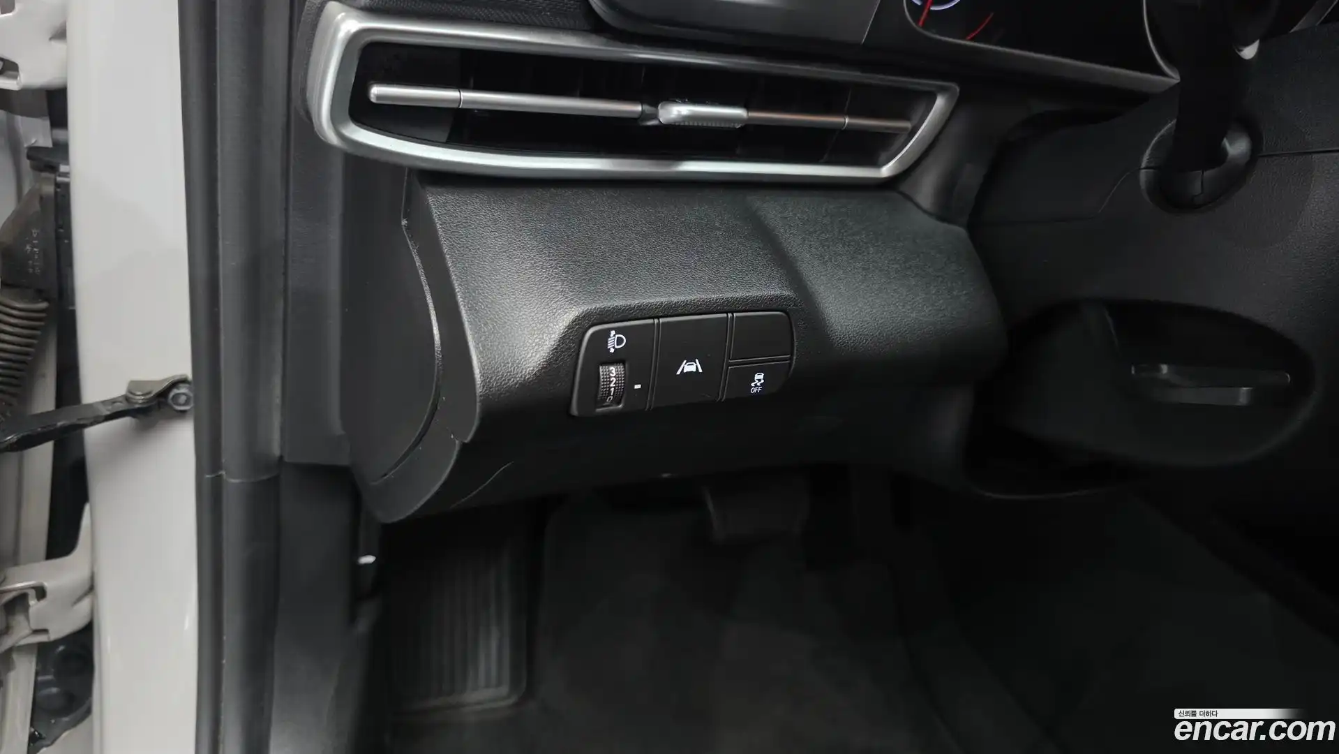 AVANTE Hyundai 2021.3-OPTION-019