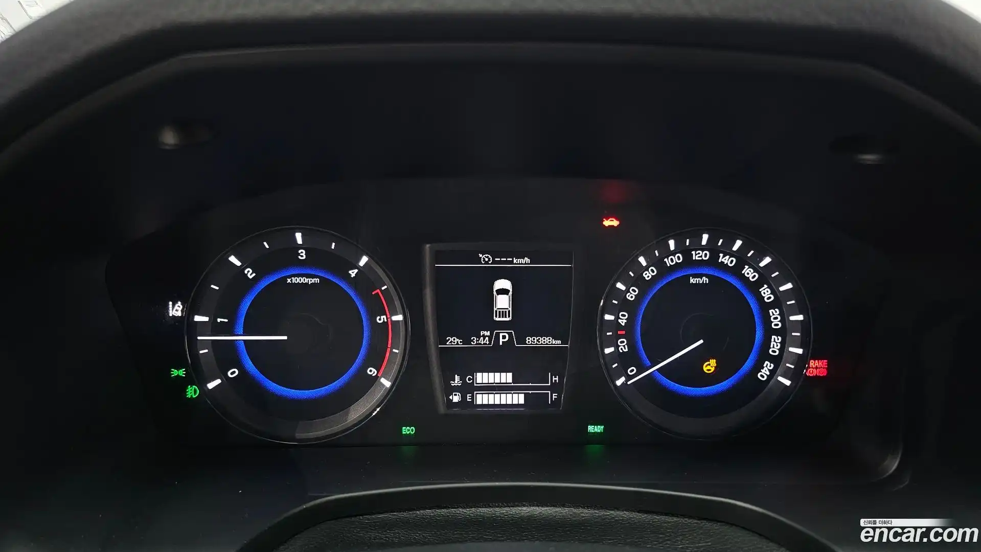 Rexton KG Mobility 2021.6-INNER-008