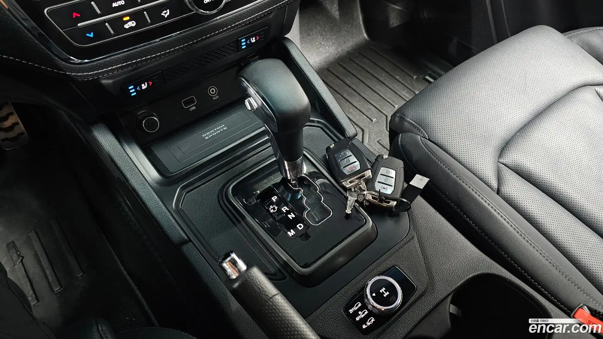 Rexton KG Mobility 2021.6-INNER-009