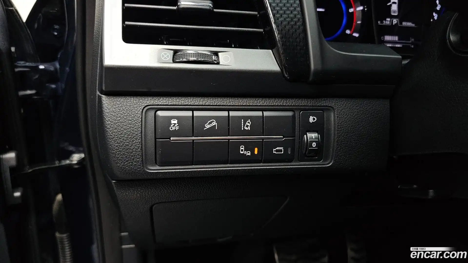 Rexton KG Mobility 2021.6-OPTION-018