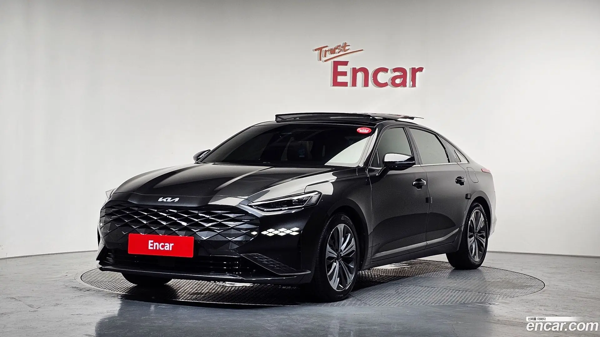 Main__Slider__Photo:K8 Kia 2021.9-0