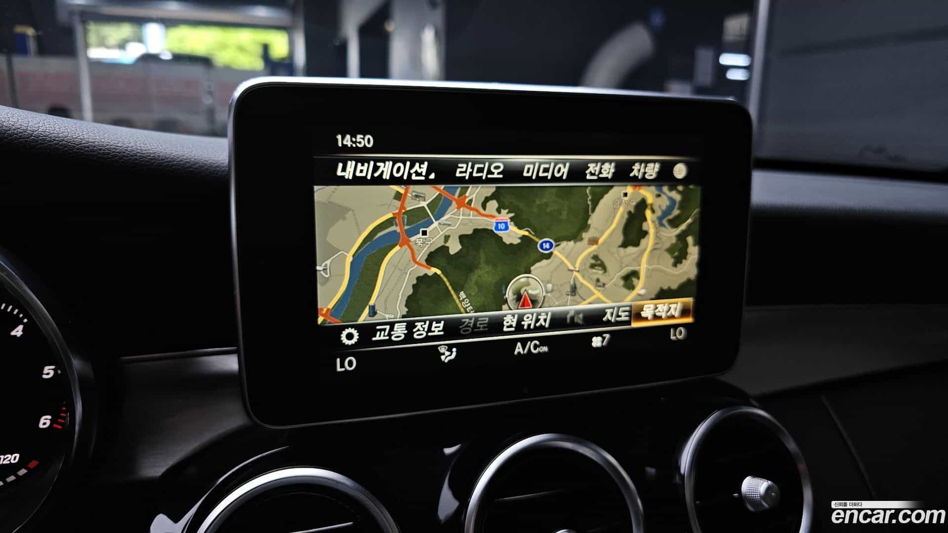 C-Class Mercedes-Benz 2018.1-OPTION-018