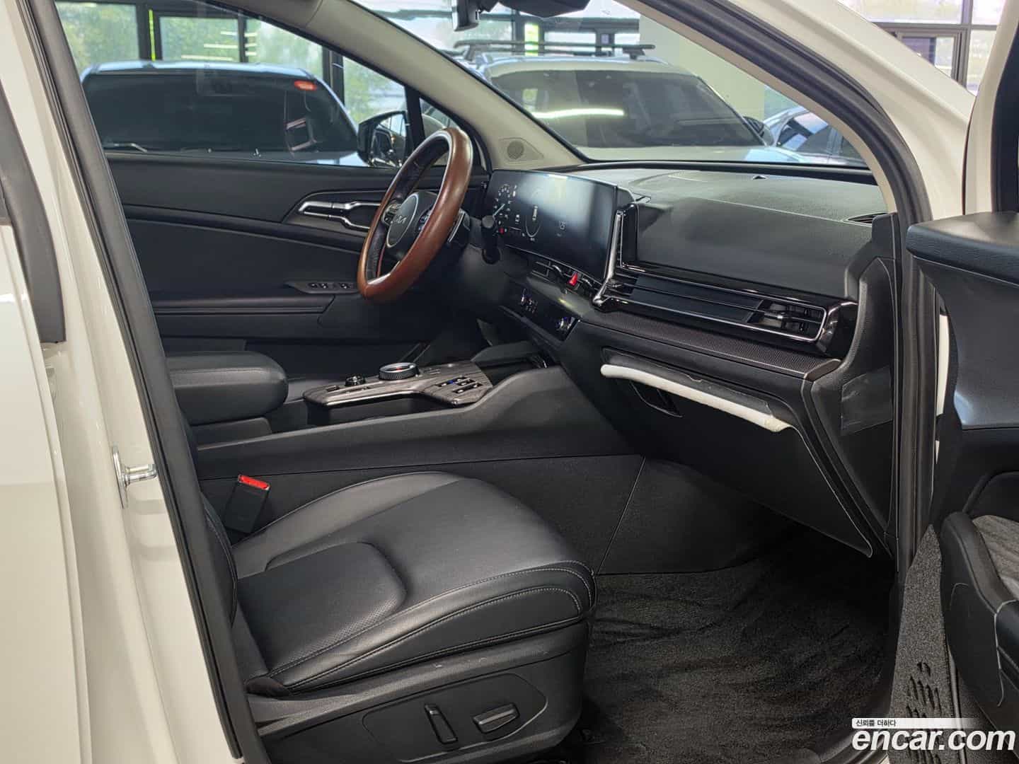 Sportage Kia 2023.8-OPTION-018