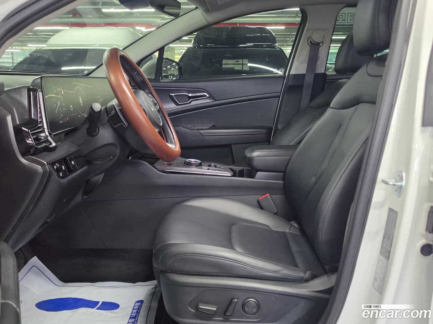 Sportage Kia 2023.8-OPTION-024