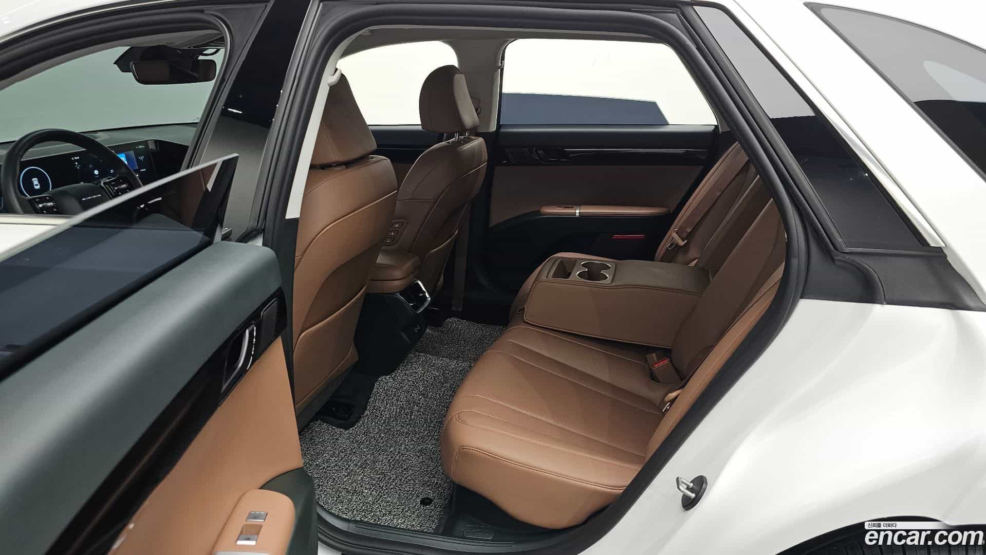 Grandeur Hyundai 2024.5-OPTION-016