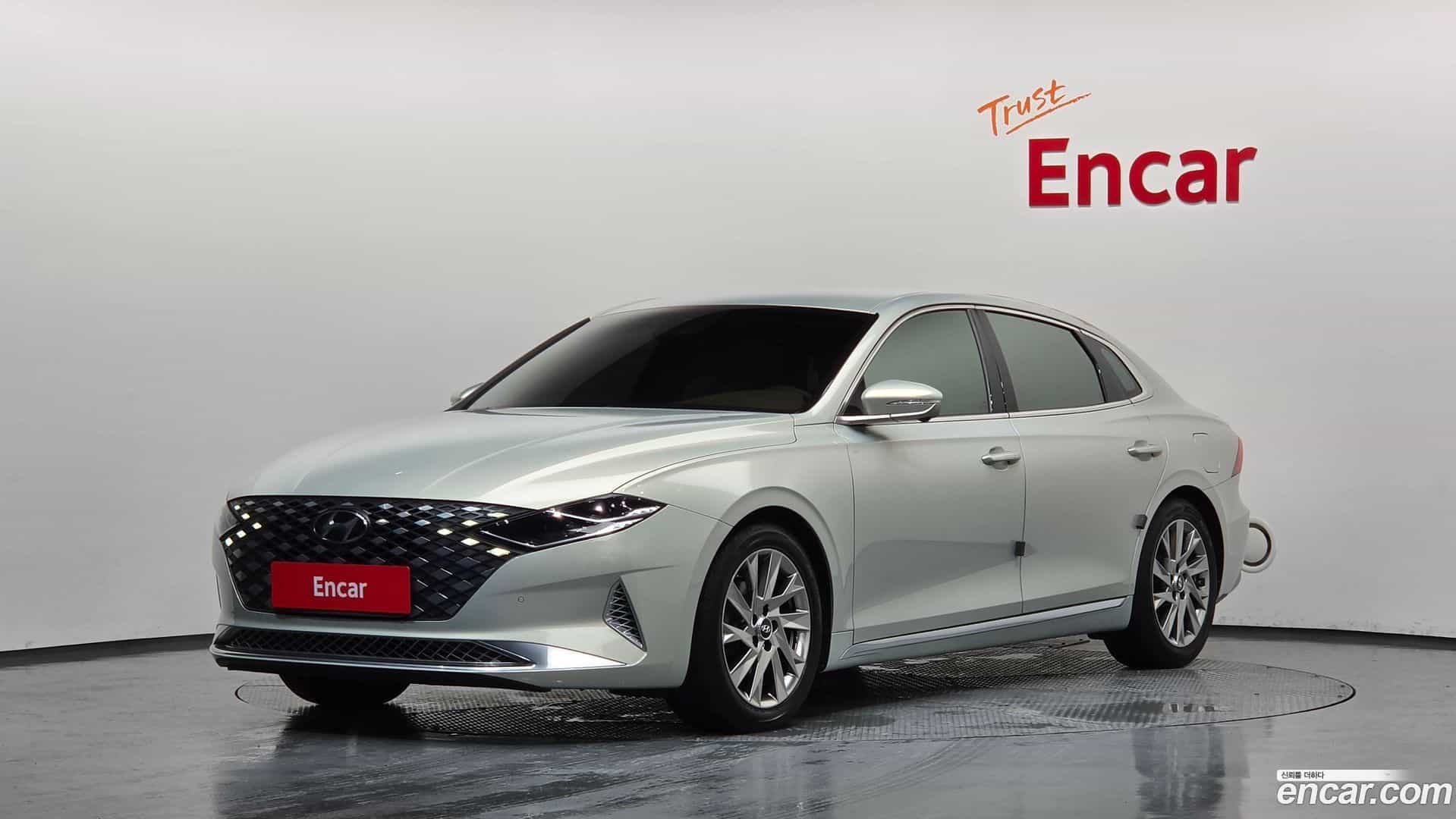 Grandeur Hyundai 2020.5-OUTER-001