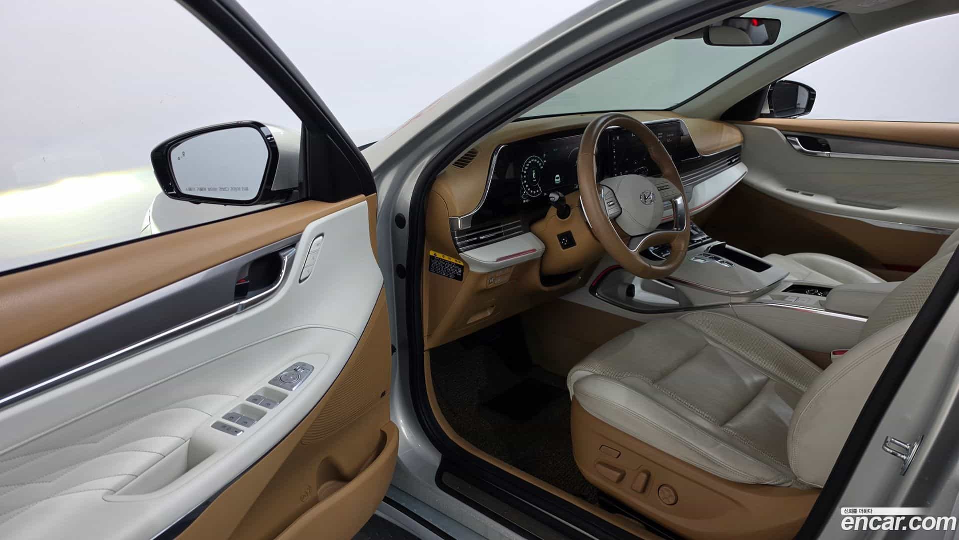 Grandeur Hyundai 2020.5-INNER-010