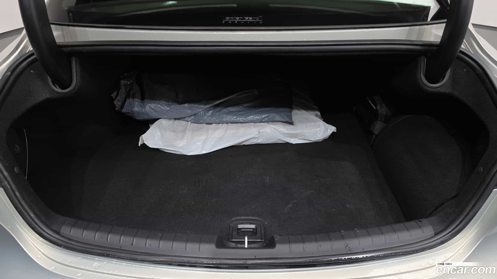 Grandeur Hyundai 2020.5-OPTION-024