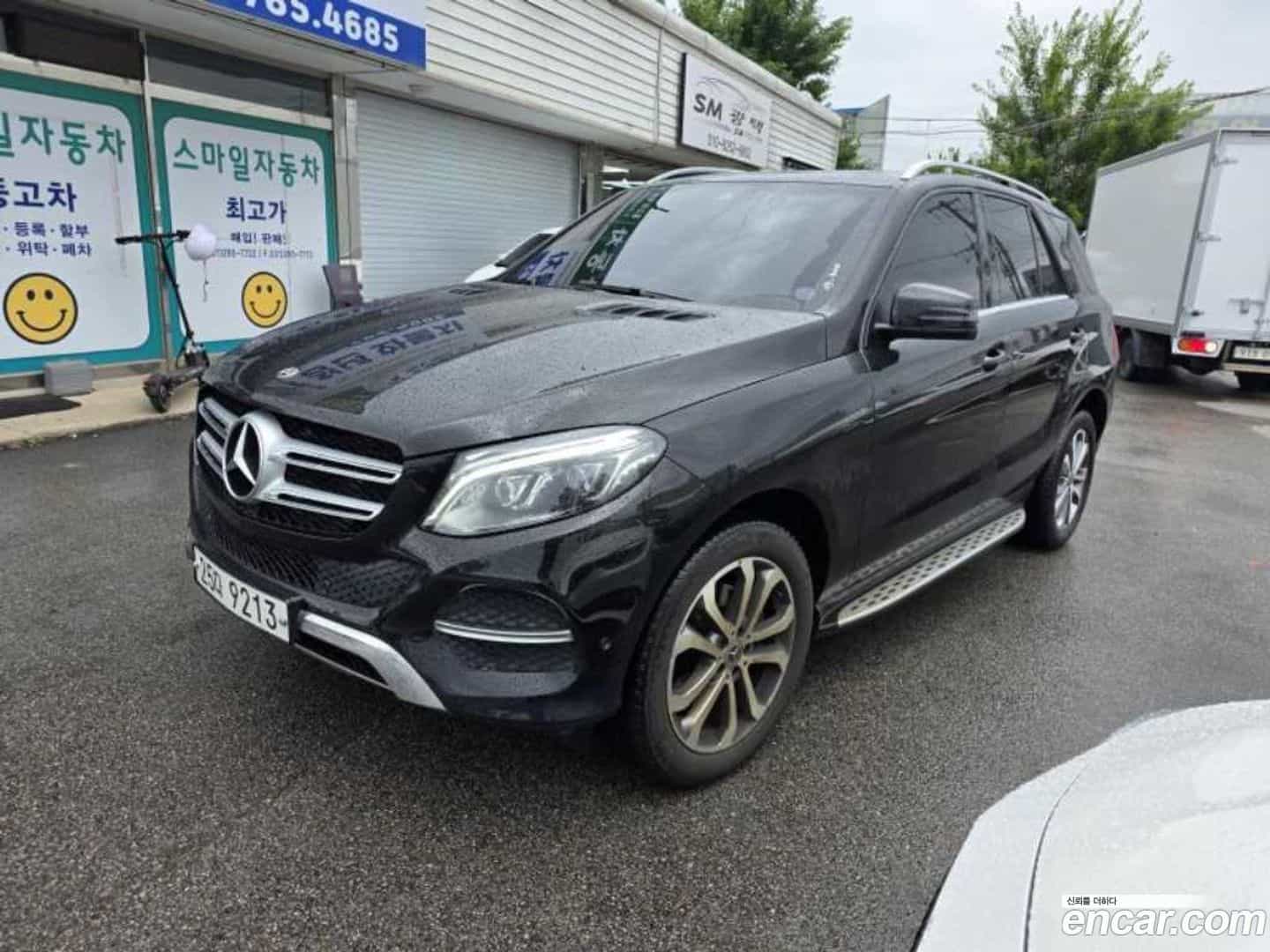 GLE-Class Mercedes-Benz 2017.7-OUTER-002