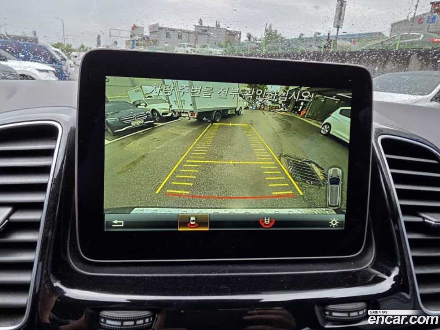 GLE-Class Mercedes-Benz 2017.7-INNER-009
