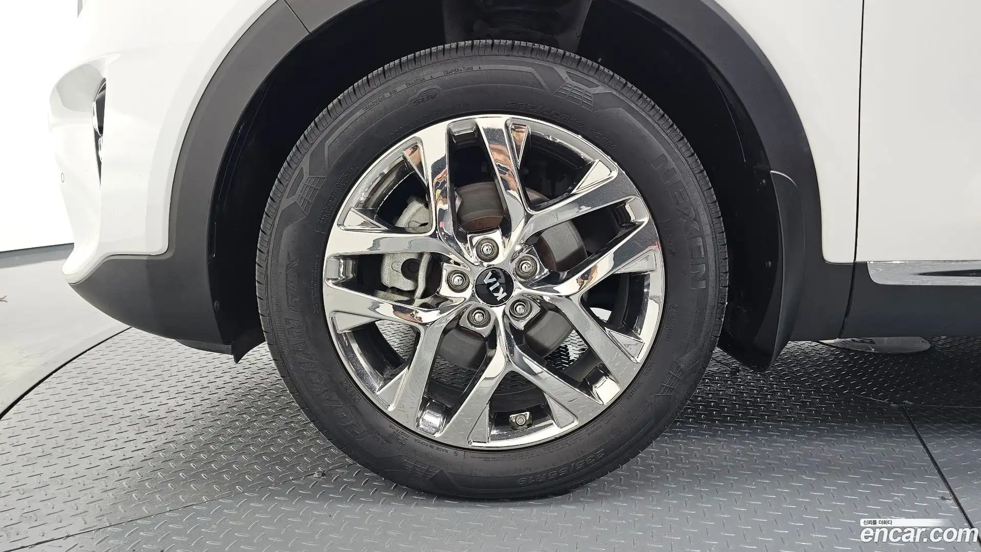 Sorento Kia 2019.1-OUTER-005