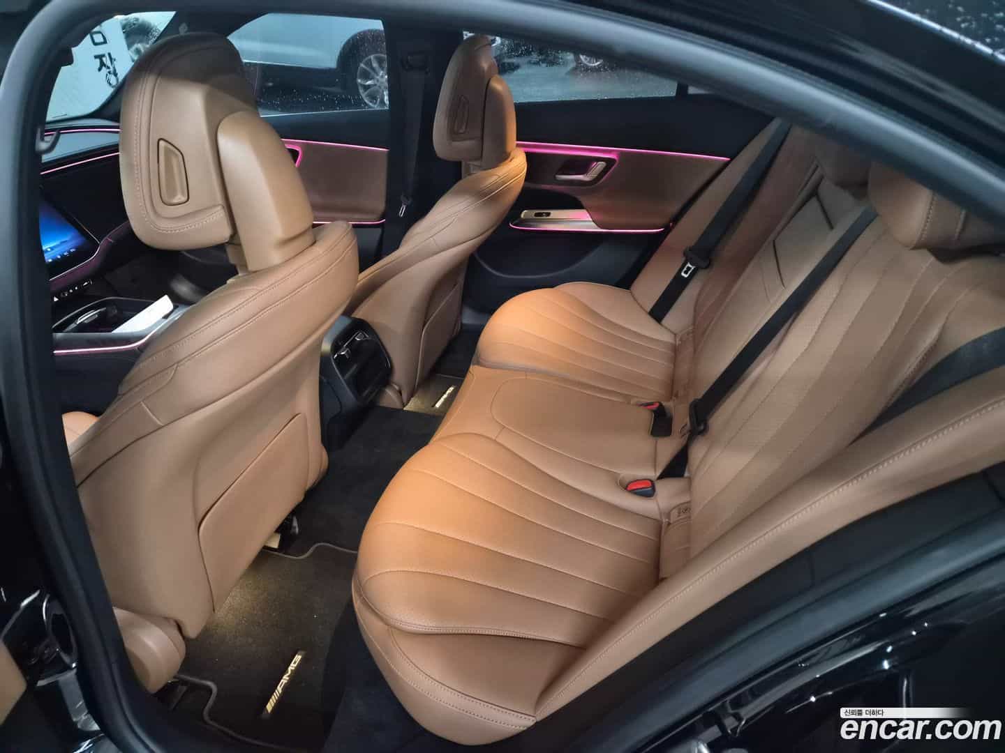 E-Class Mercedes-Benz 2025.9-OUTER-006