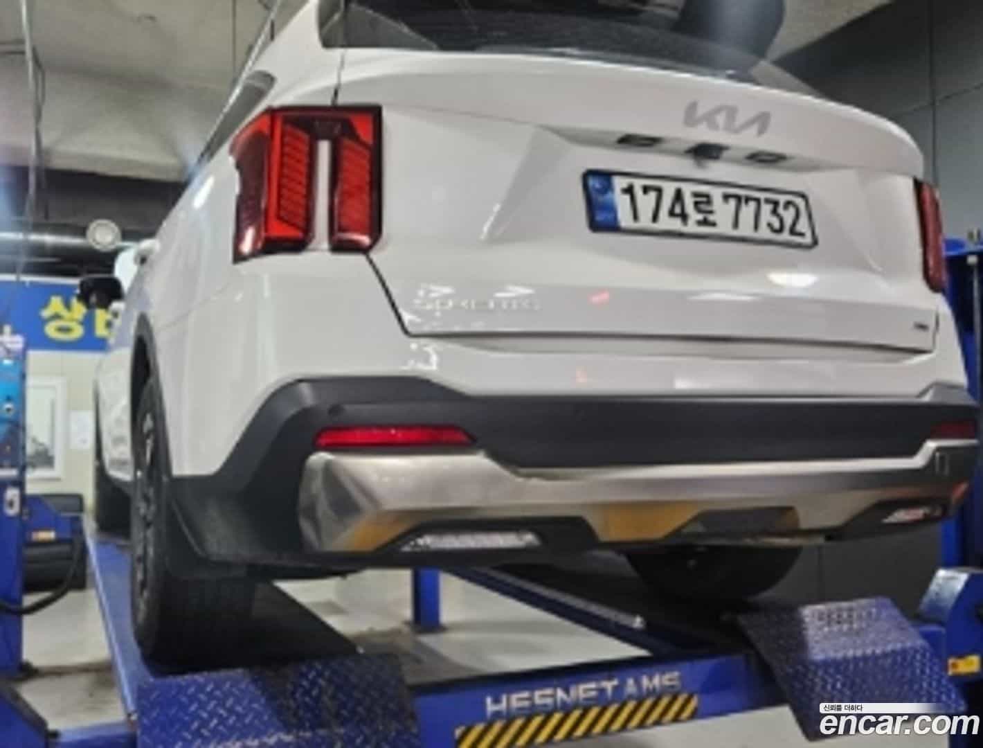 Sorento Kia 2024.0-OUTER-002