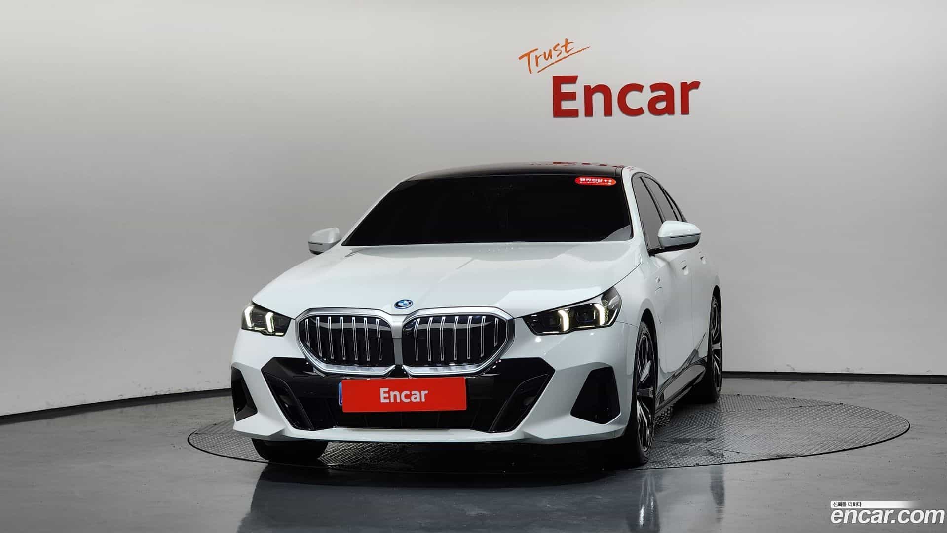 5-Series BMW 2025.7-OUTER-003