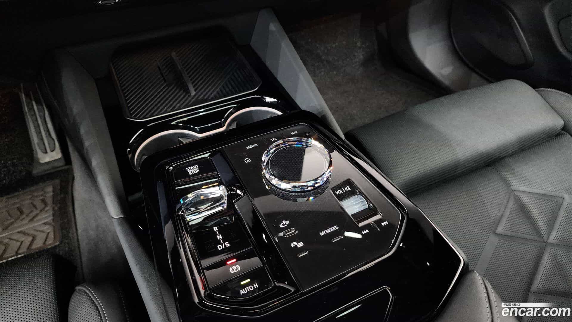 5-Series BMW 2025.7-INNER-009