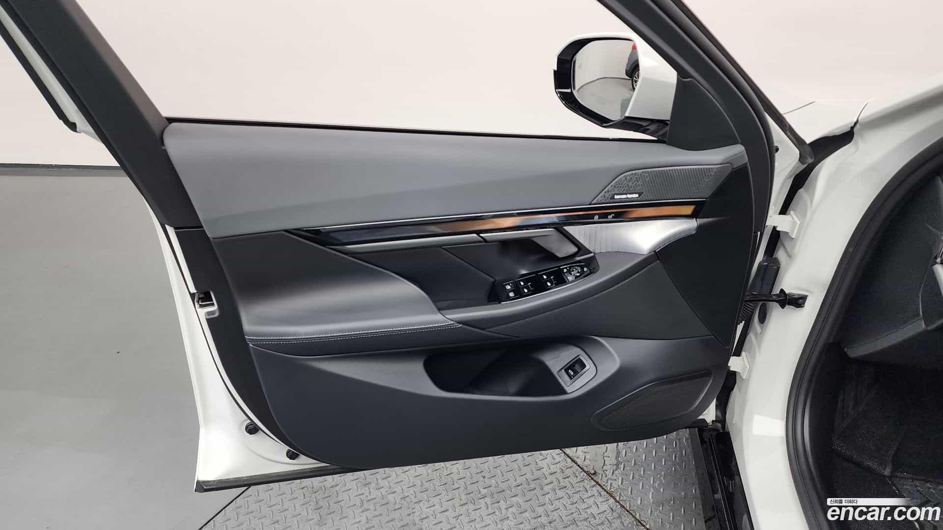 5-Series BMW 2025.7-INNER-034
