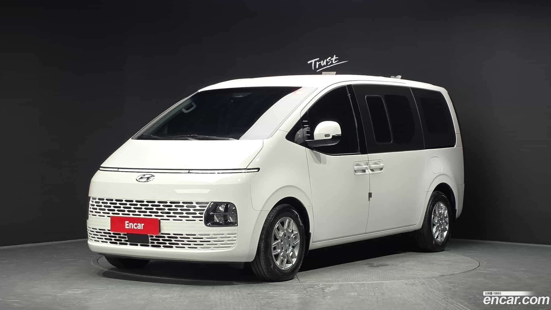 Staria Hyundai 2022.11-OUTER-001
