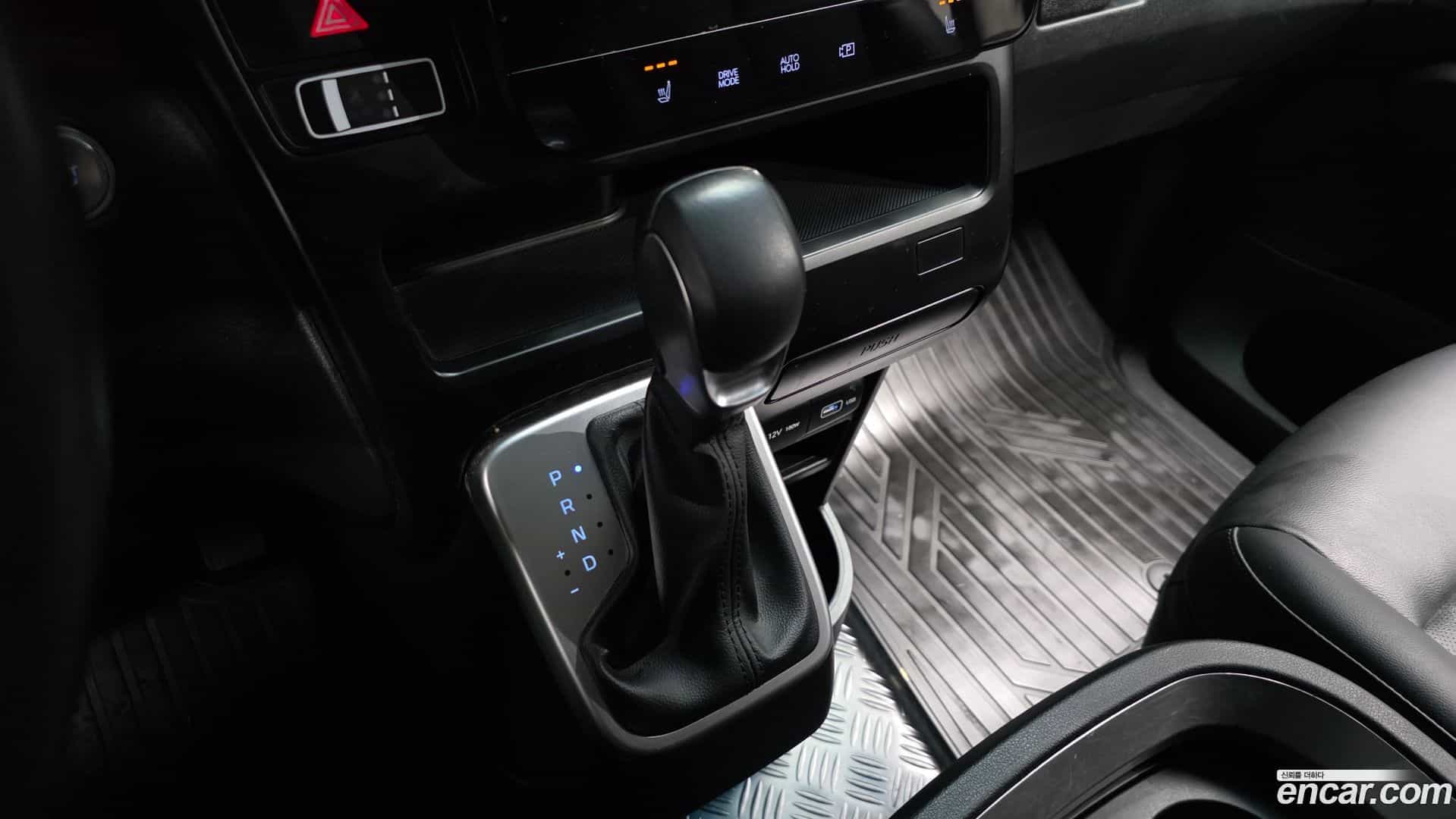 Staria Hyundai 2022.11-INNER-009
