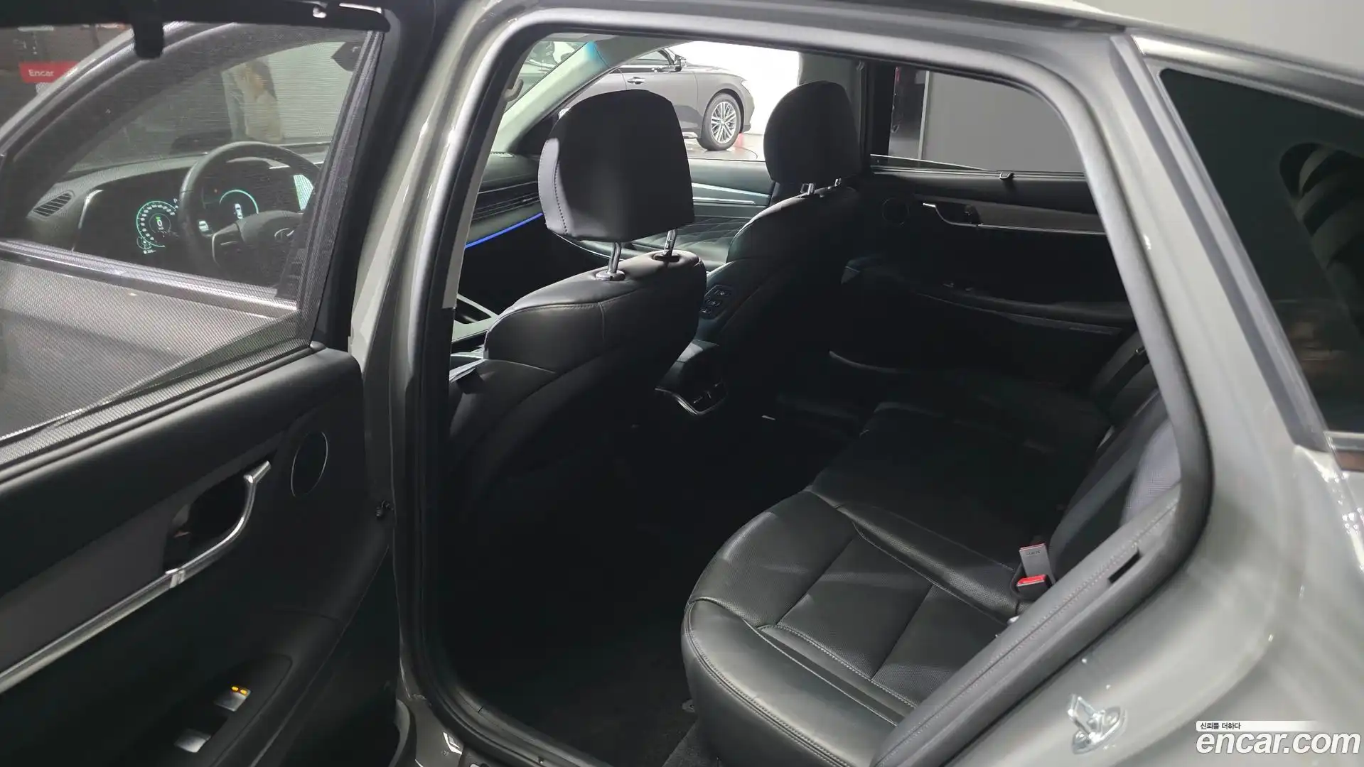 Grandeur Hyundai 2021.6-OPTION-015