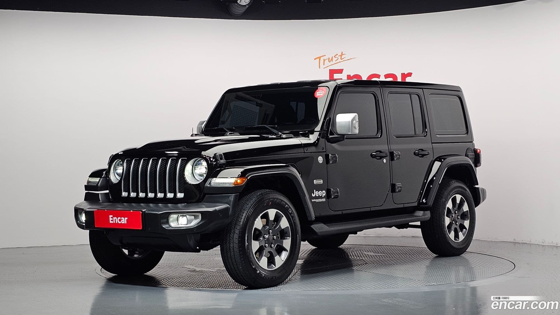 Main__Slider__Photo:Wrangler Jeep 2021.10-0