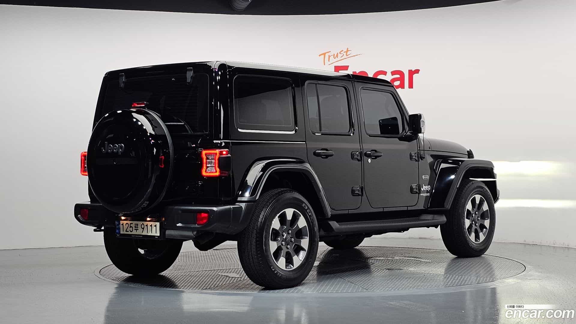 Wrangler Jeep 2021.10-OUTER-002