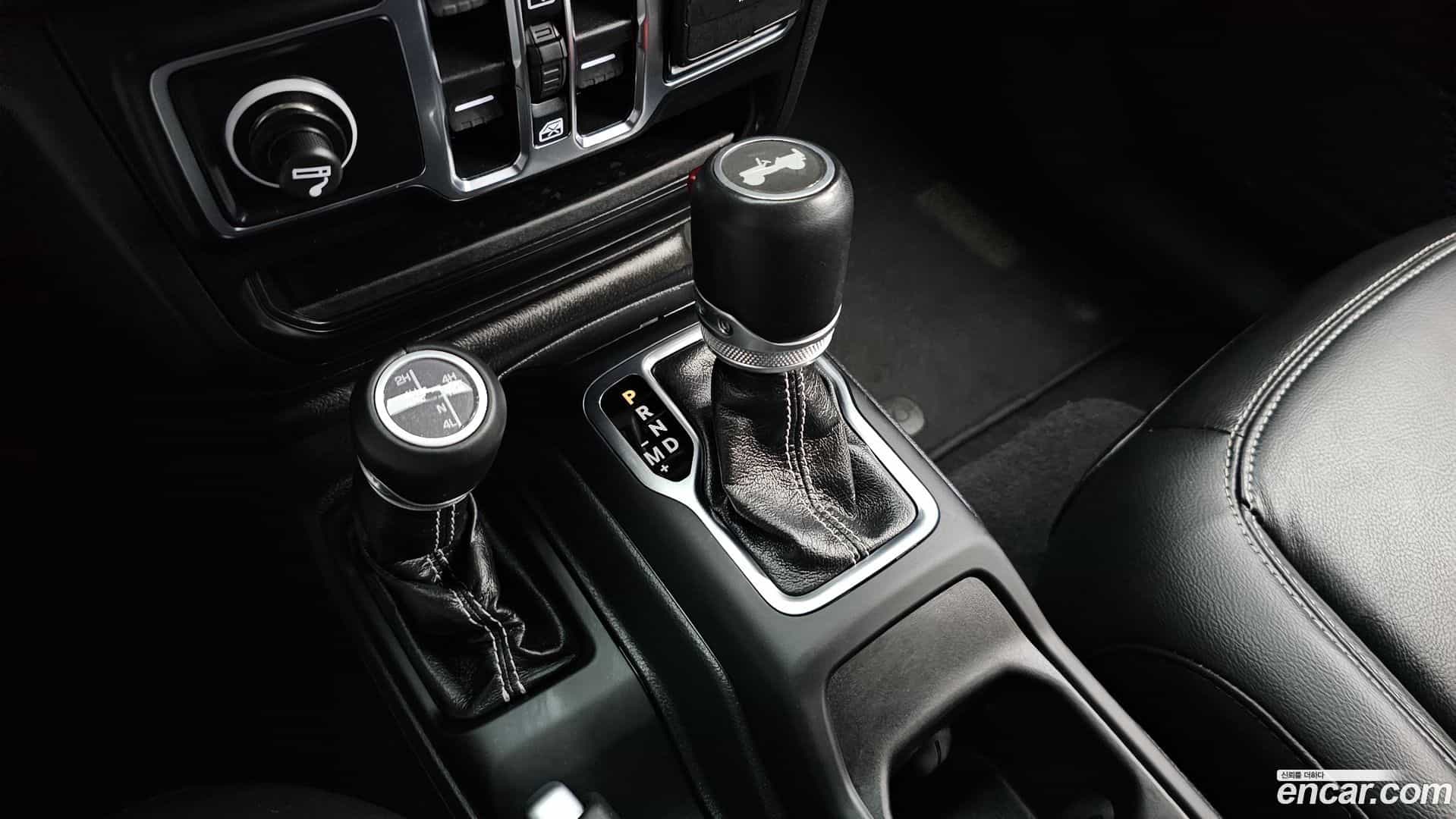 Wrangler Jeep 2021.10-INNER-009