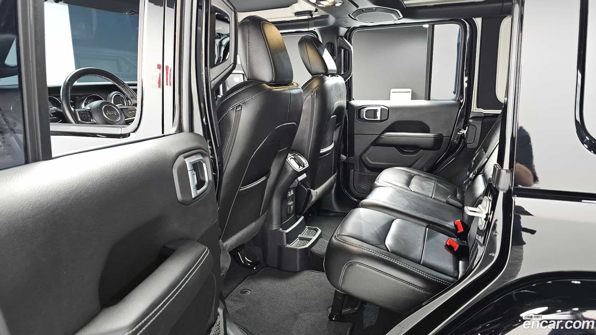 Wrangler Jeep 2021.10-OPTION-015