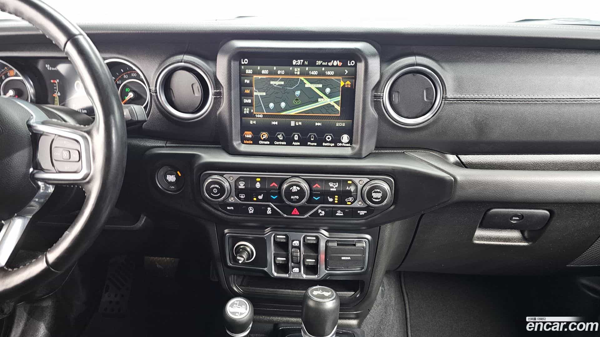 Wrangler Jeep 2021.10-OPTION-017