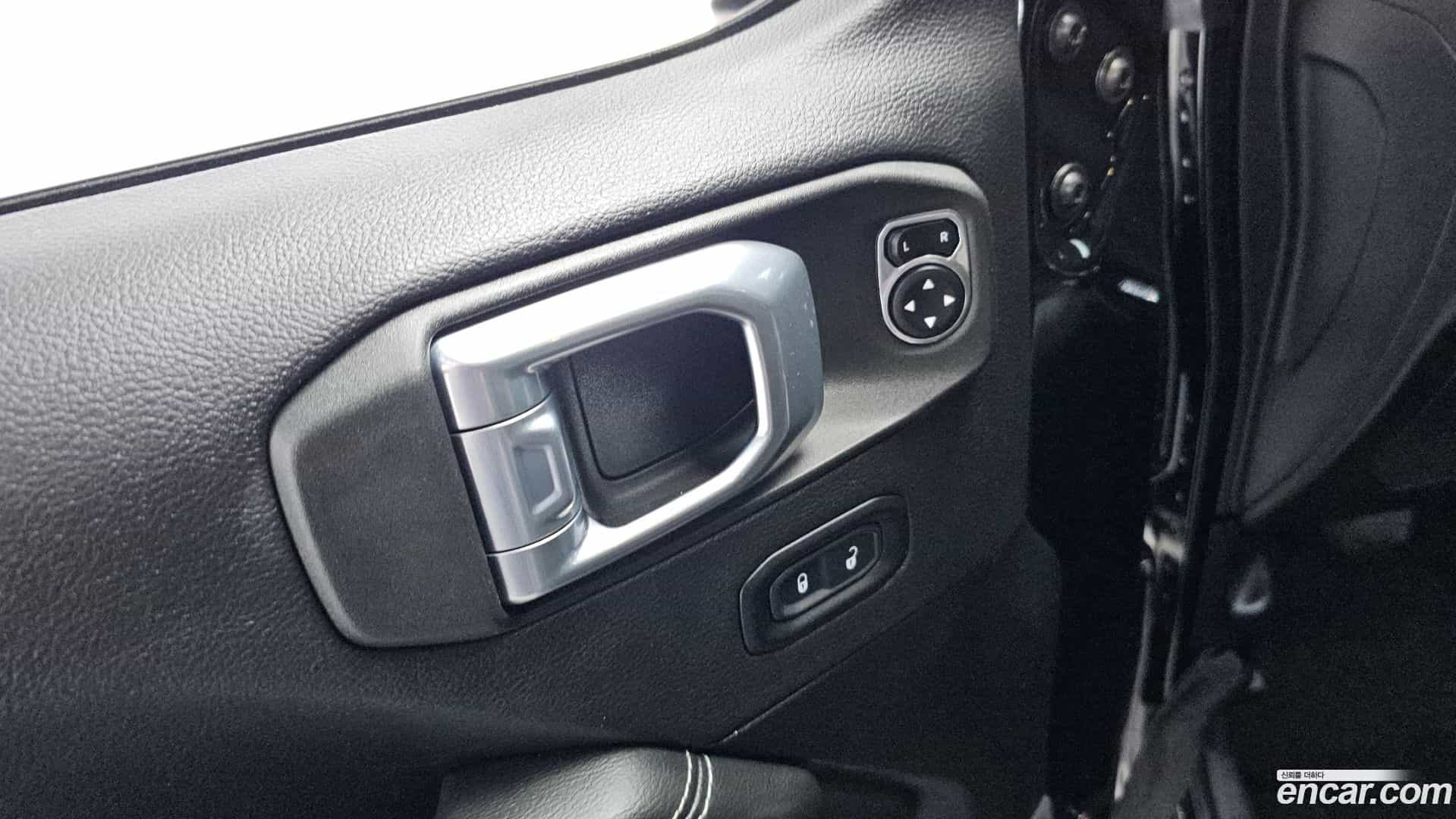 Wrangler Jeep 2021.10-OPTION-020