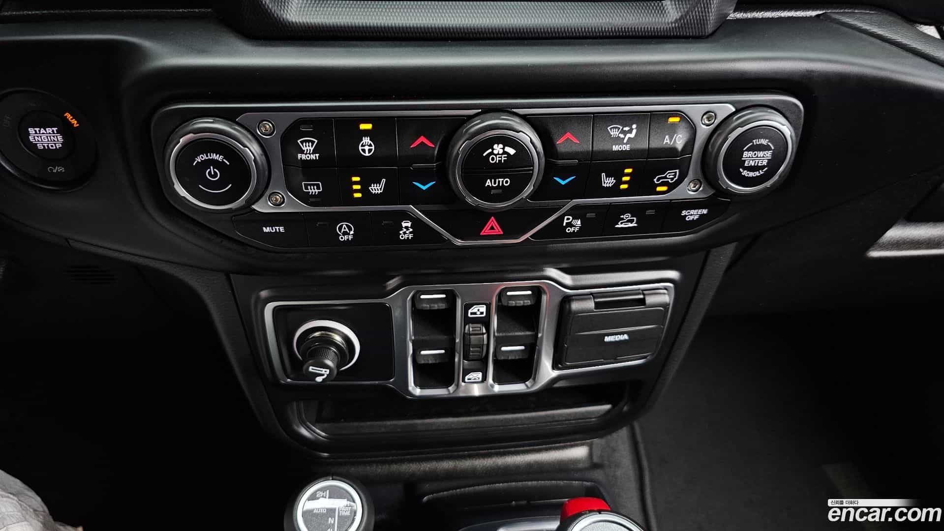 Wrangler Jeep 2021.10-OPTION-023