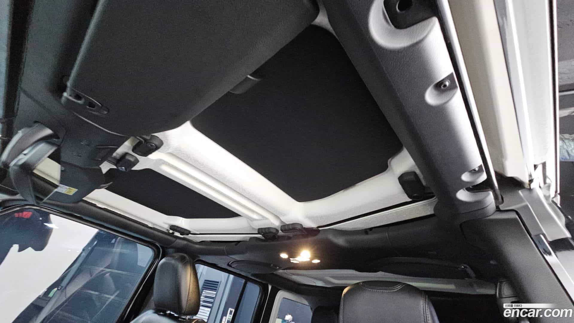 Wrangler Jeep 2021.10-OPTION-024