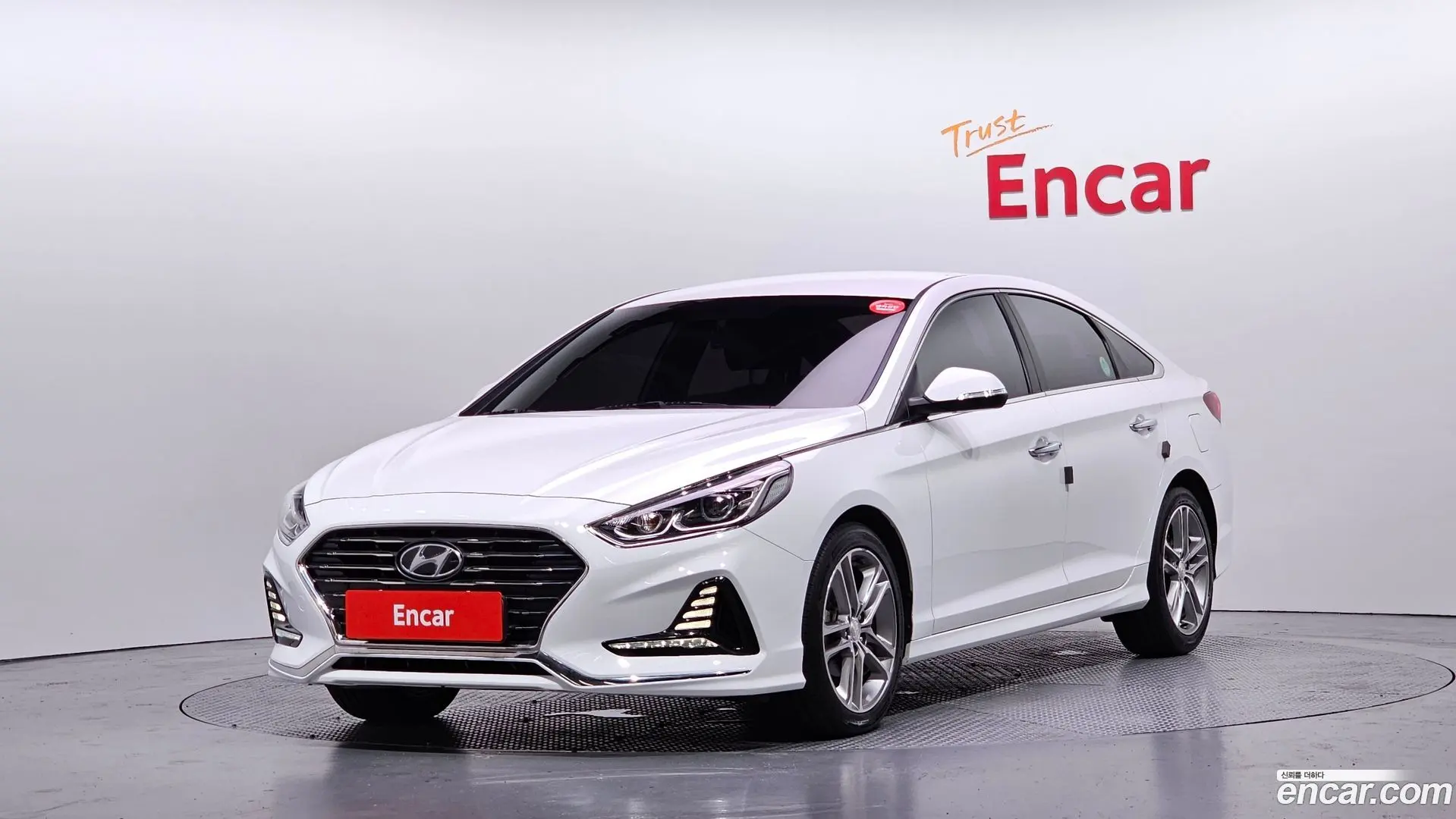 Main__Slider__Photo:Sonata Hyundai 2017.2-0