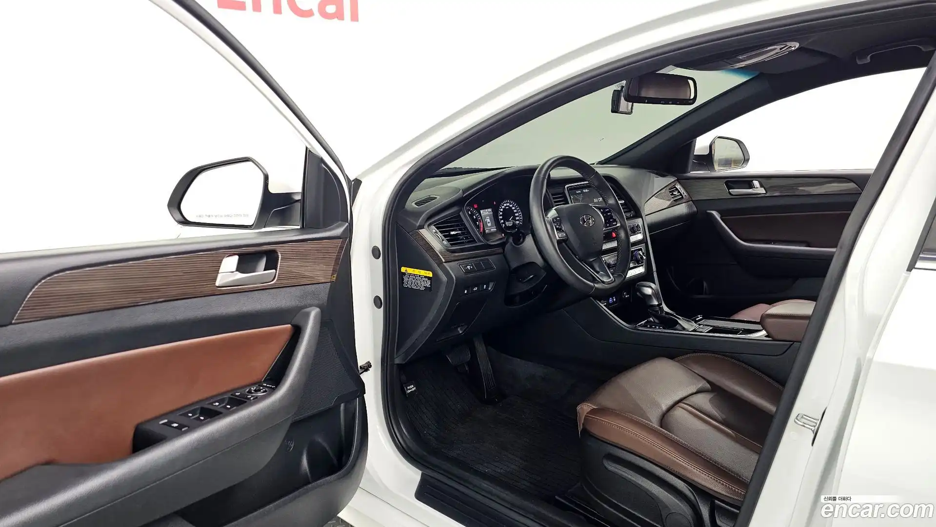 Sonata Hyundai 2017.2-INNER-010