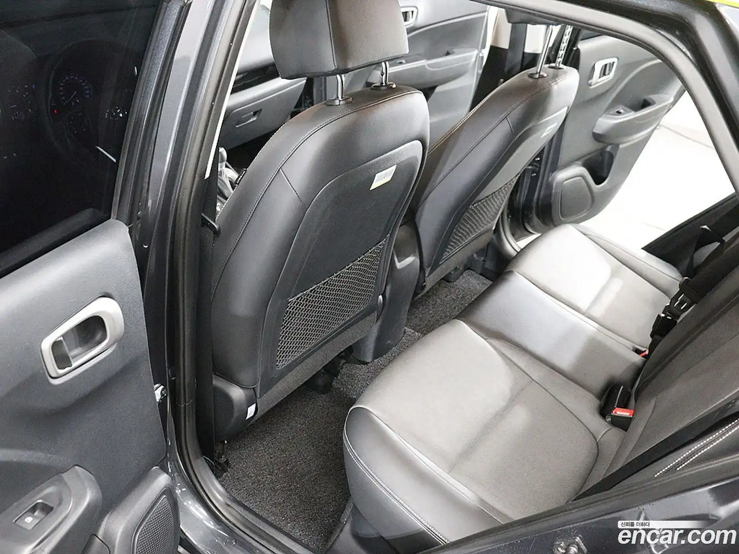 Venue Hyundai 2020.3-OPTION-016