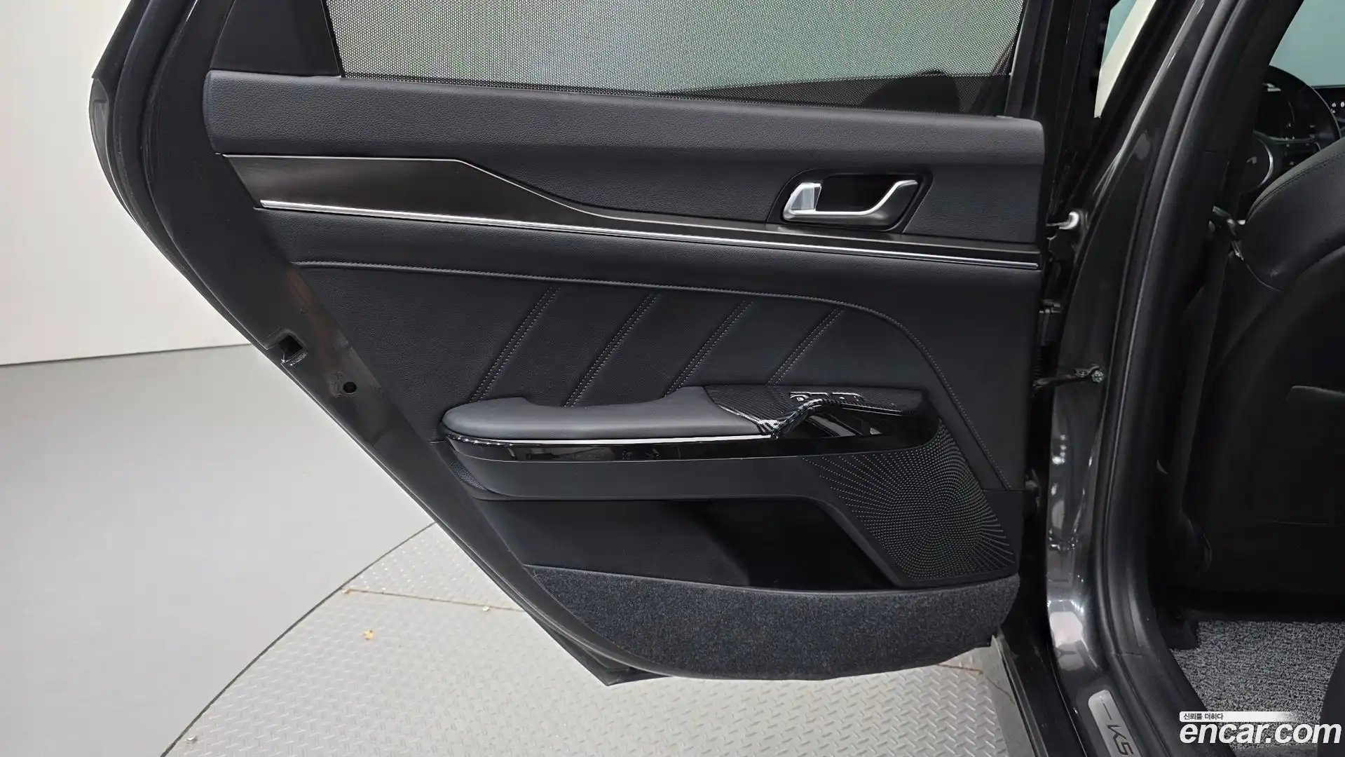 K5 Kia 2023.1-INNER-035