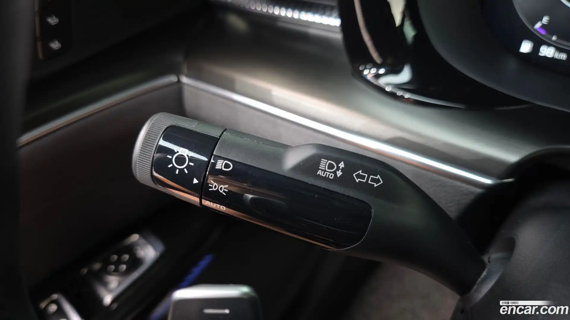 K5 Kia 2023.1-OPTION-045