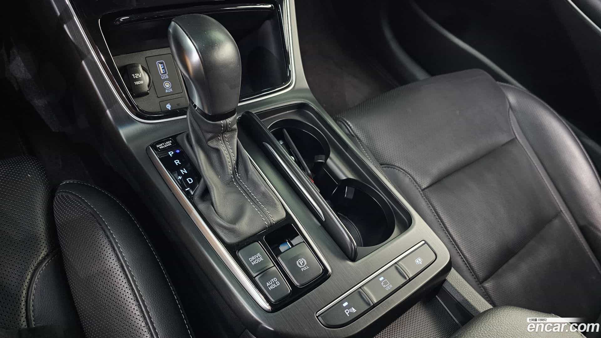 Grandeur Hyundai 2019.3-INNER-009
