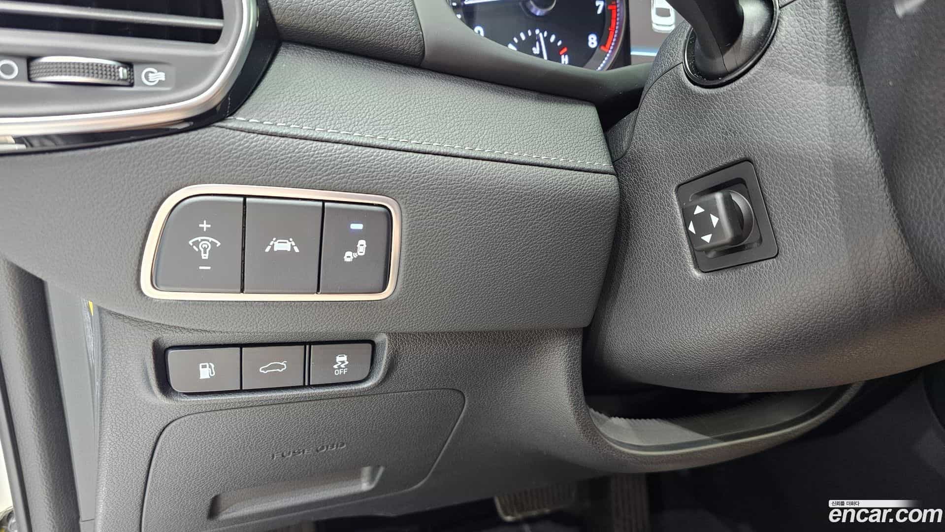 Grandeur Hyundai 2019.3-OPTION-020