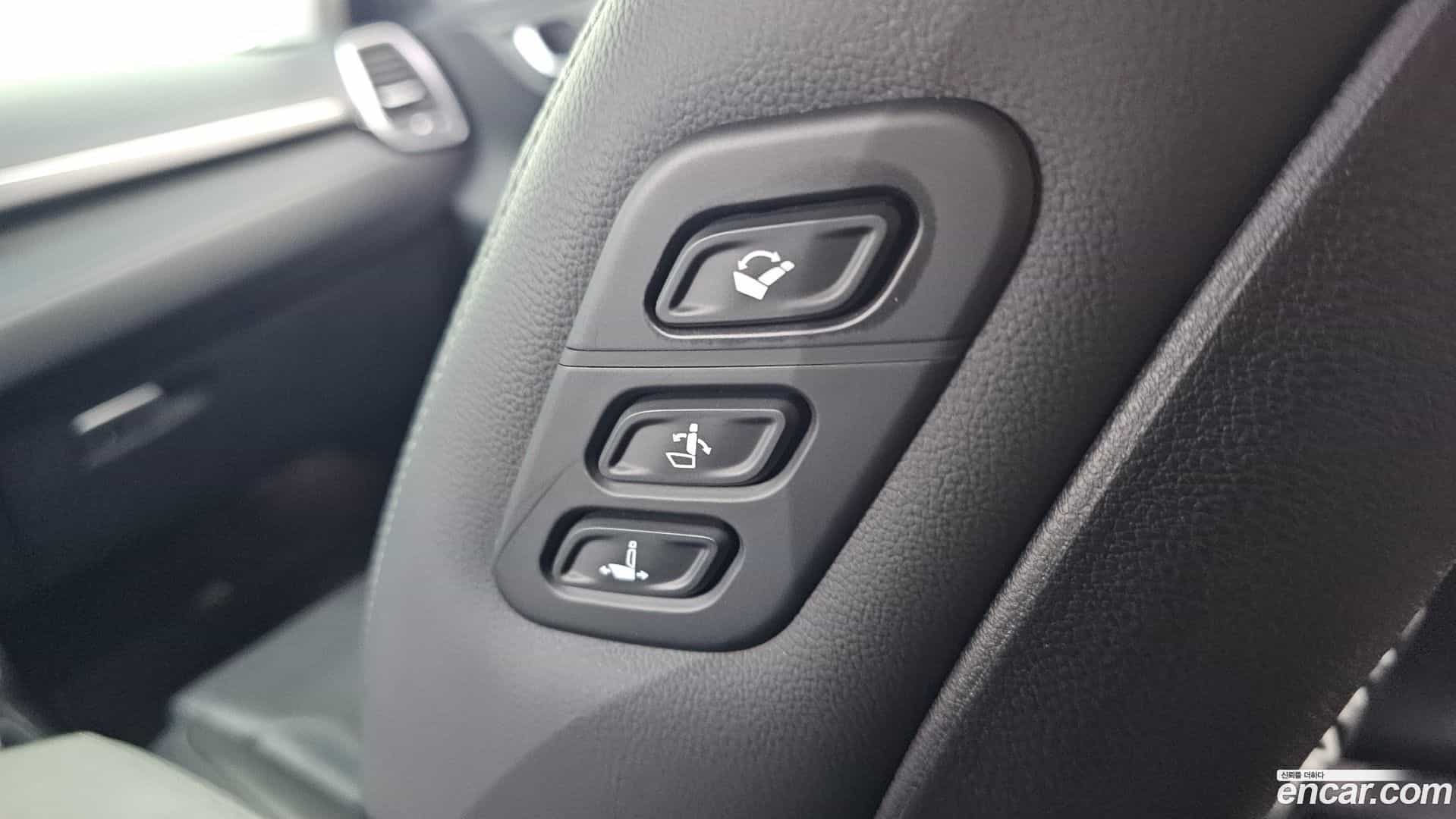 Grandeur Hyundai 2019.3-OPTION-021