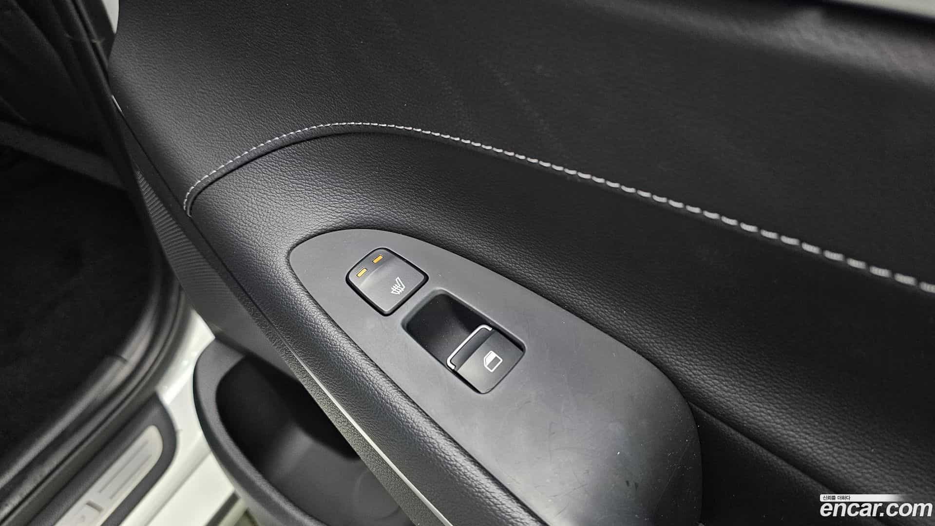 Grandeur Hyundai 2019.3-OPTION-023