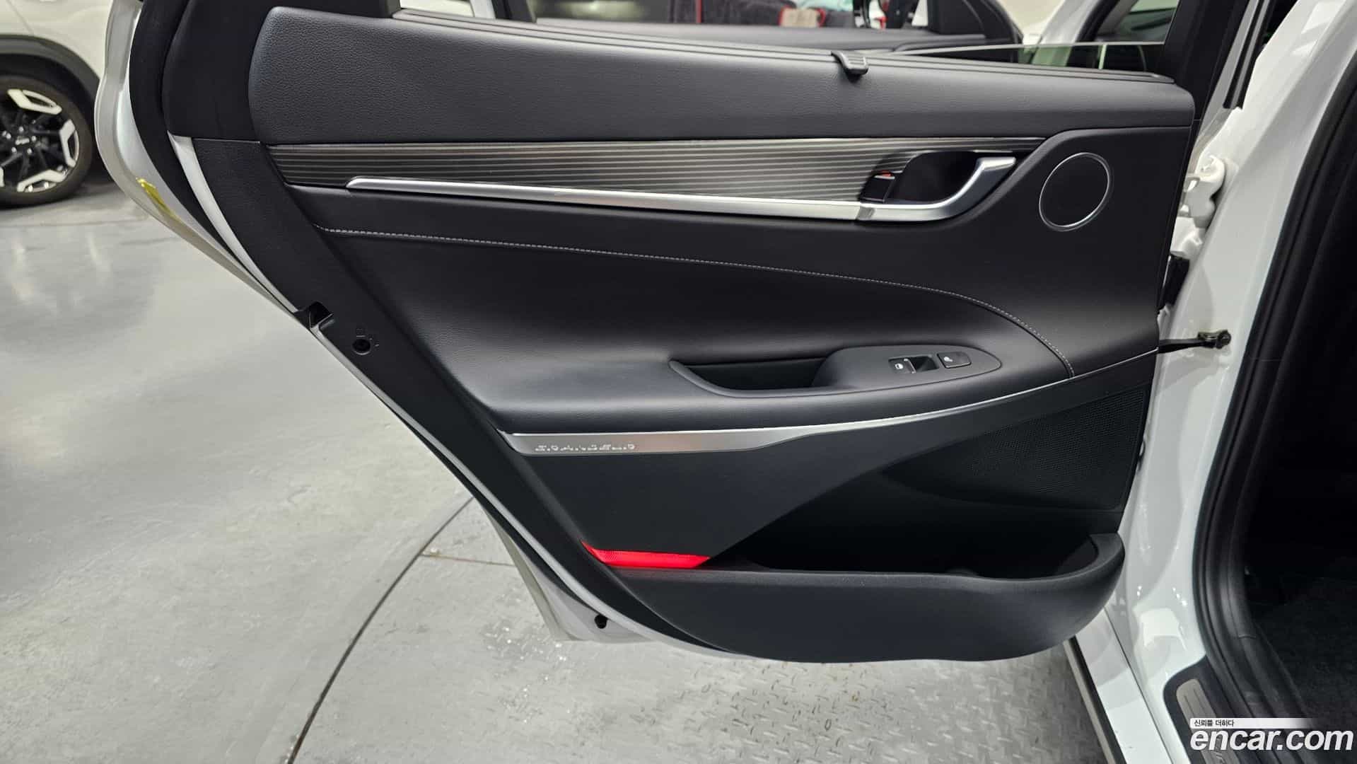 Grandeur Hyundai 2019.3-INNER-035