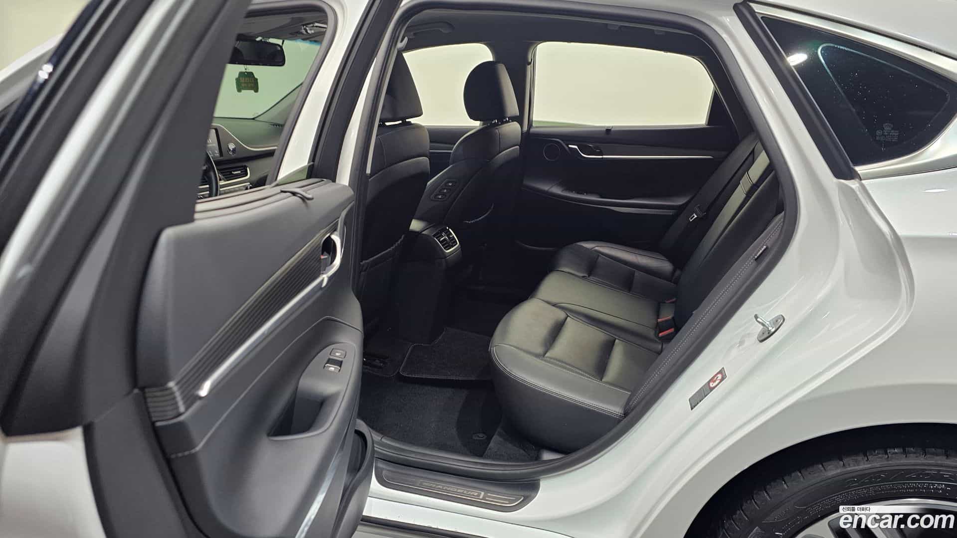 Grandeur Hyundai 2019.3-INNER-036