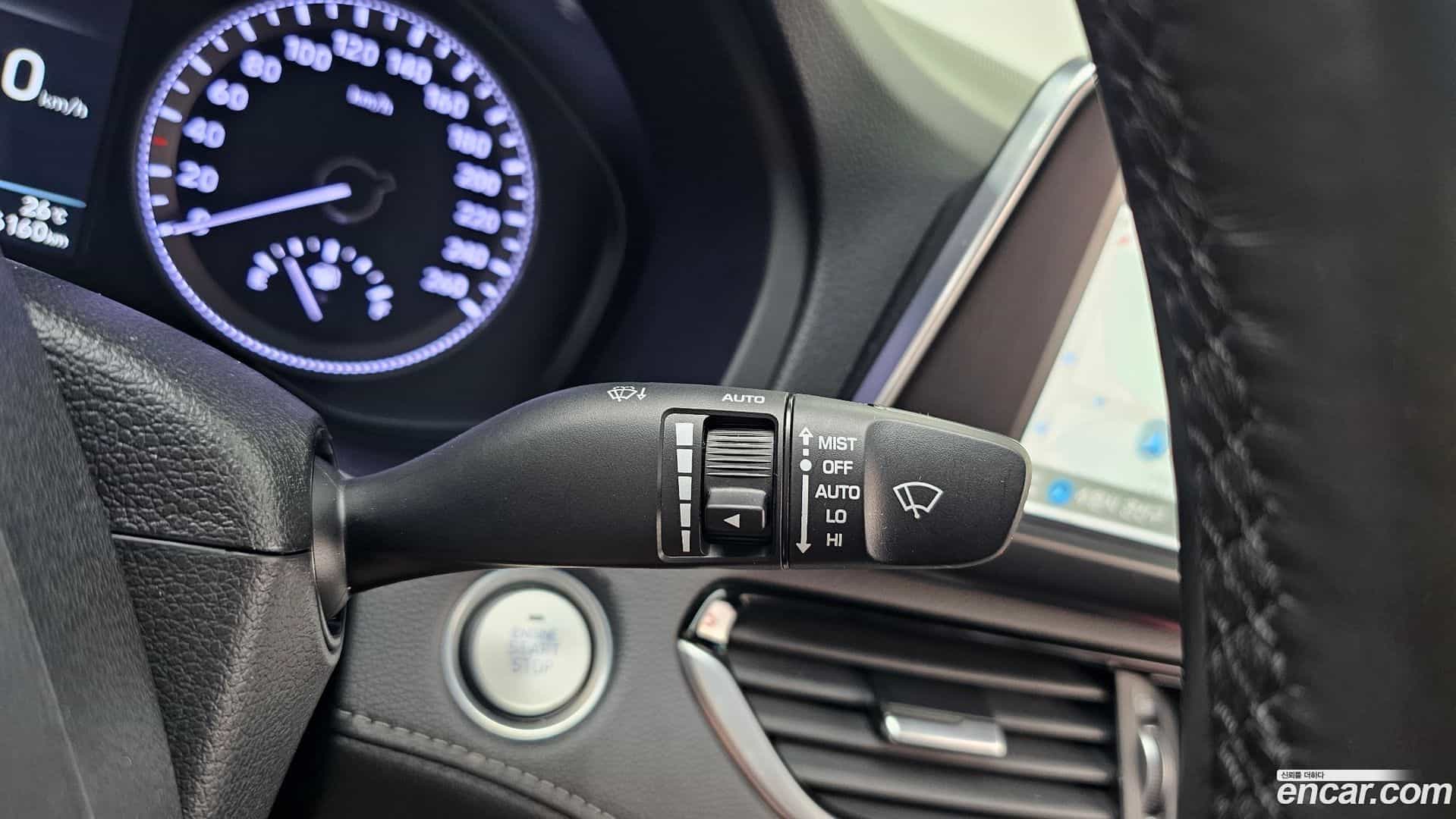 Grandeur Hyundai 2019.3-OPTION-041