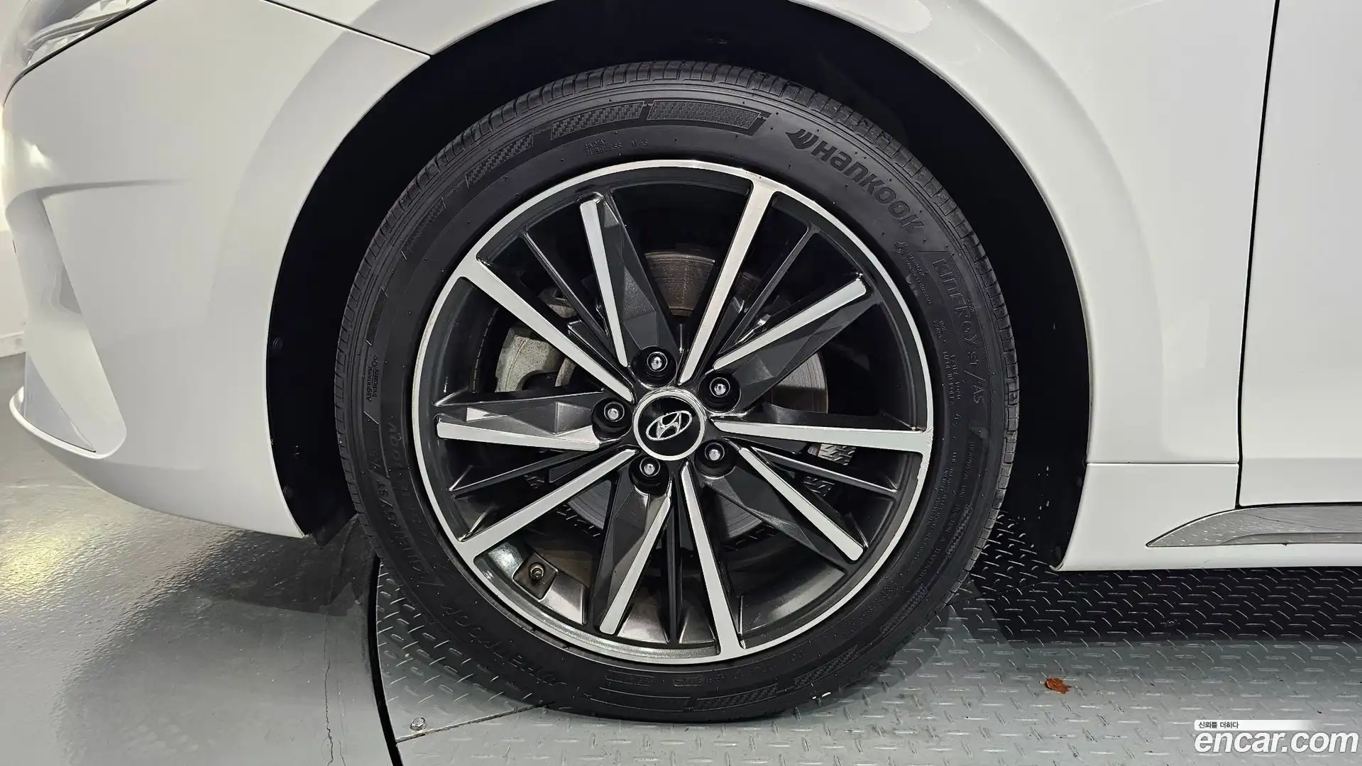 Grandeur Hyundai 2022.2-OUTER-005