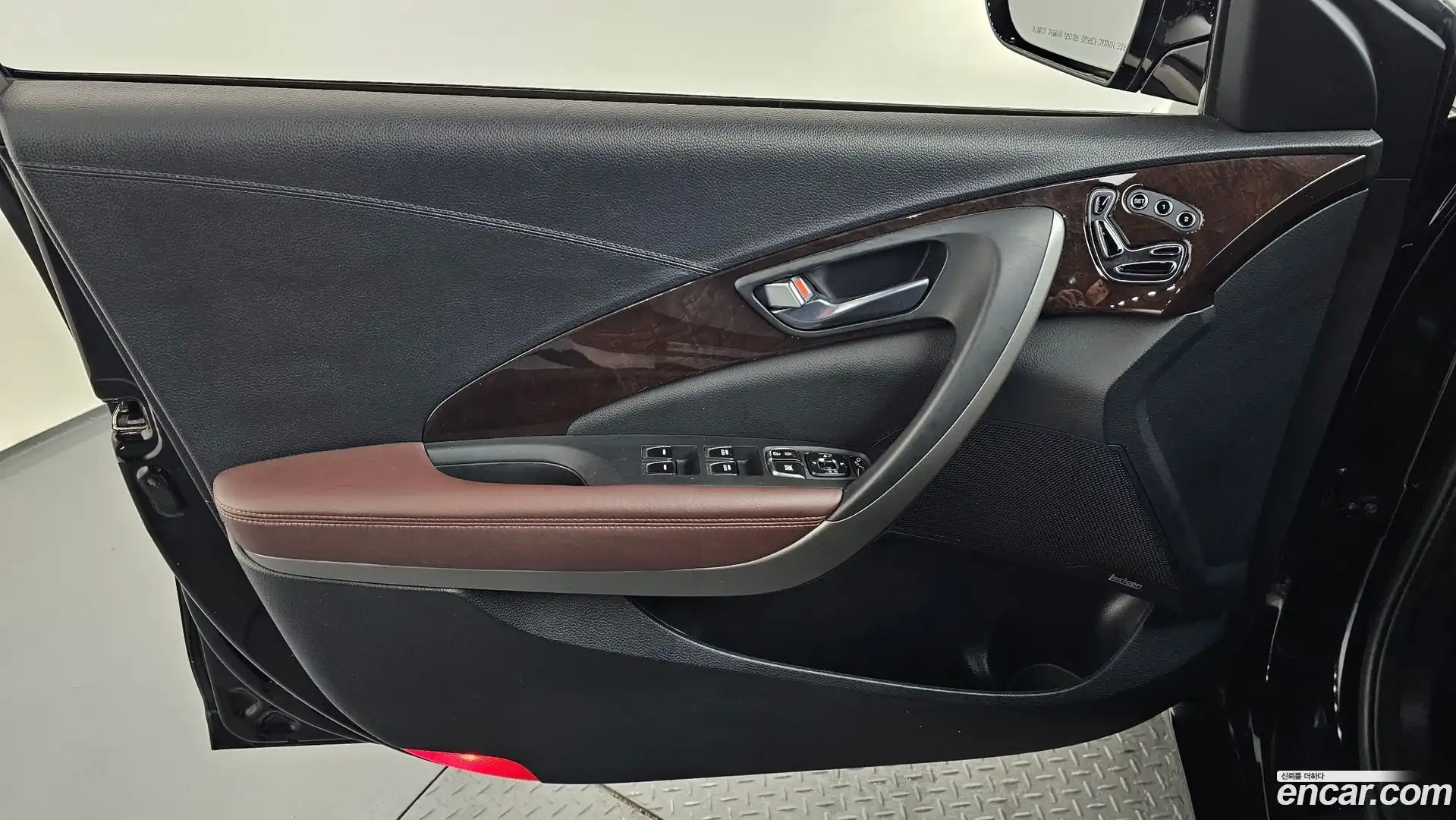 Aslan Hyundai 2016.0-INNER-034