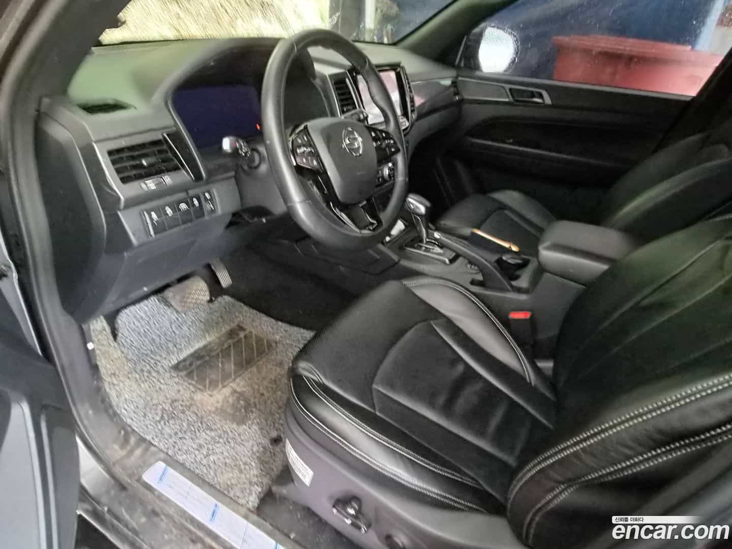 Rexton KG Mobility 2022.11-INNER-009