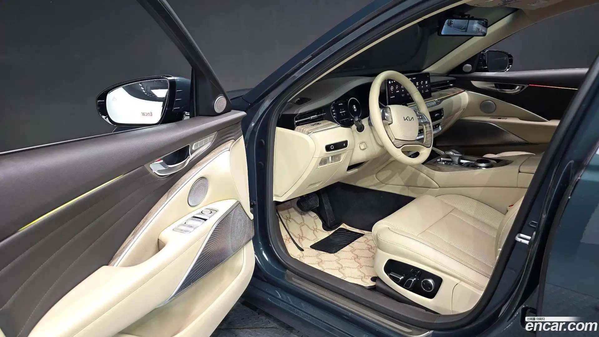 K9 Kia 2022.0-INNER-010