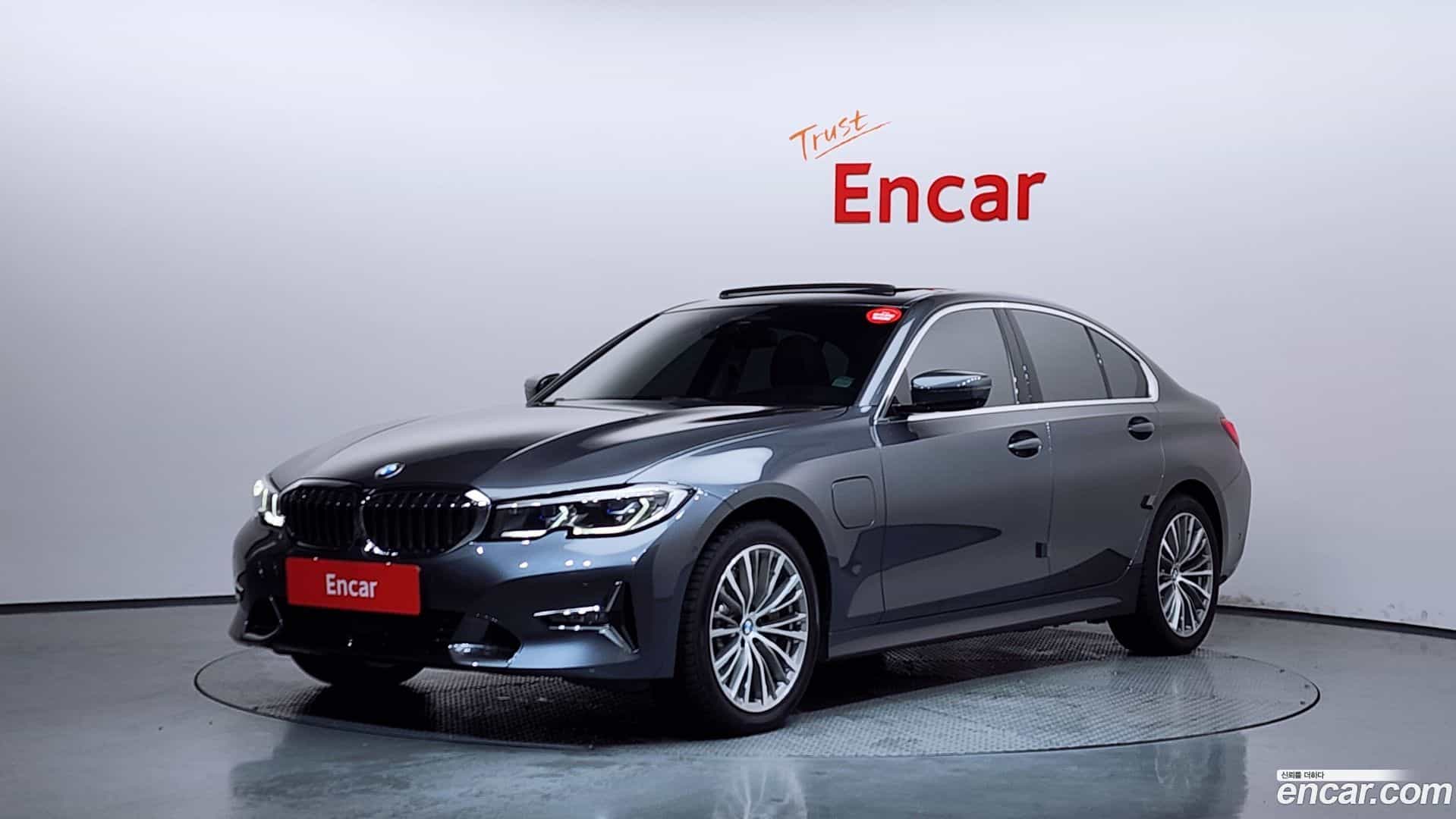 3-Series BMW 2021.5-OUTER-001