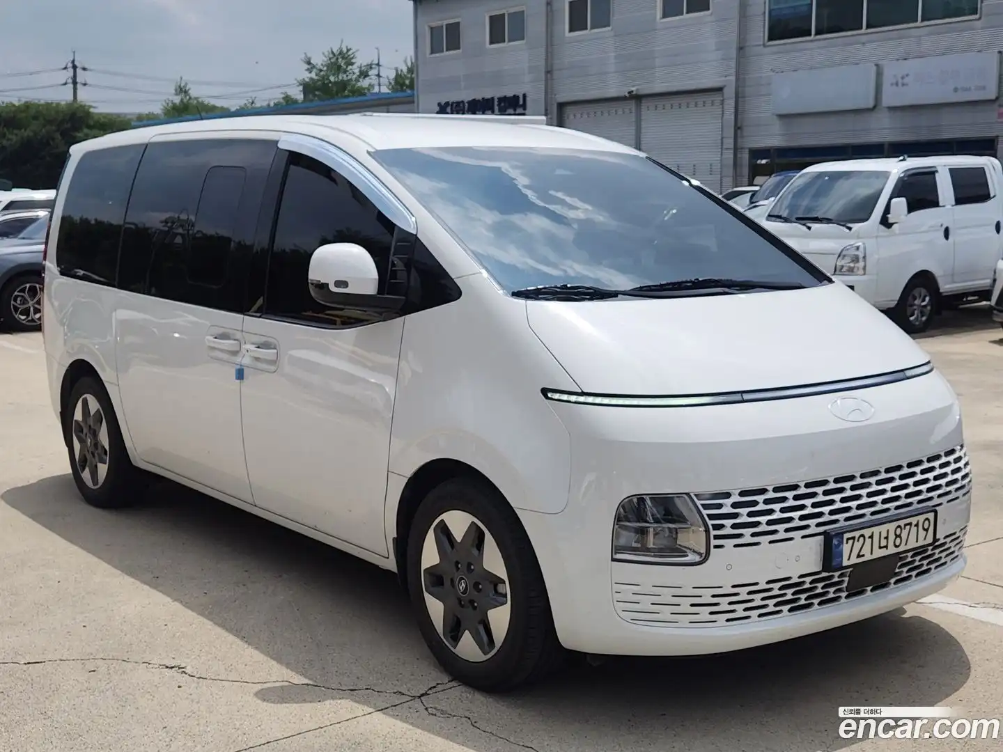 Staria Hyundai 2025.2-OUTER-002