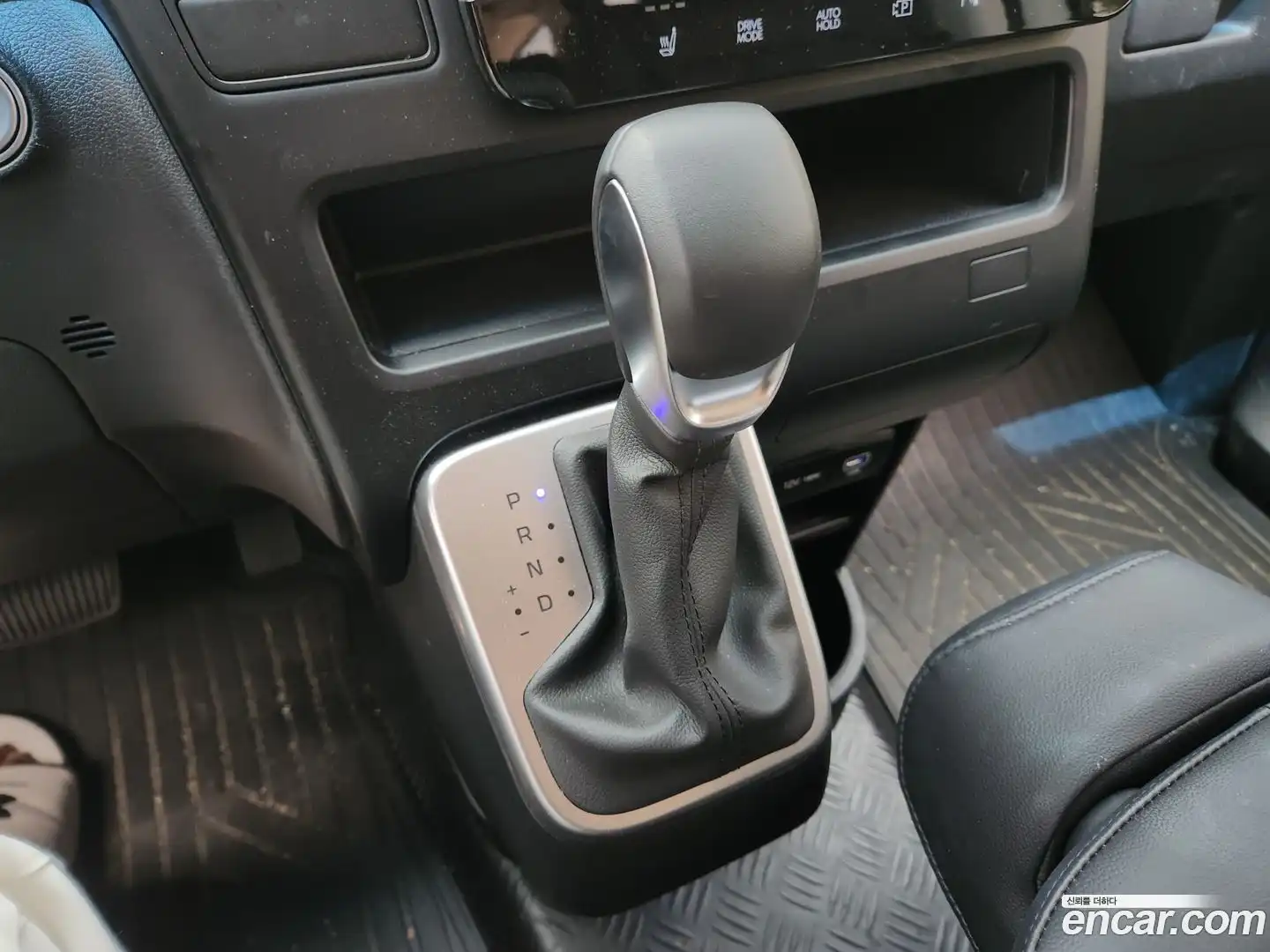 Staria Hyundai 2025.2-INNER-010